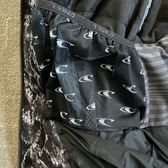 Women’s O’Neill Snowboarding Jacket - Picture 5 of 6